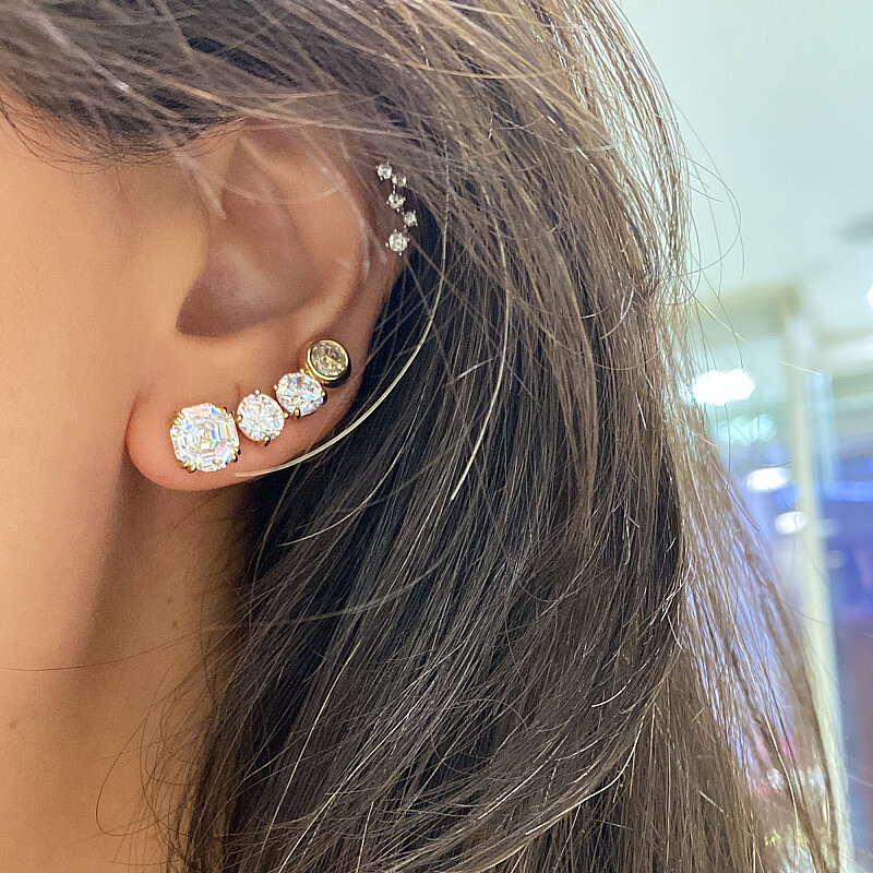 0.84 Carat Solitaire Earring - 2