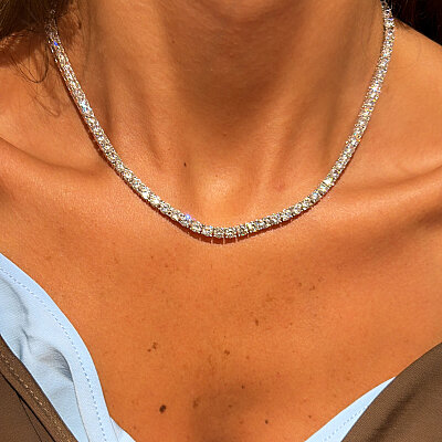 4 mm Moissanite Waterway Pendant - by Eda Çetin