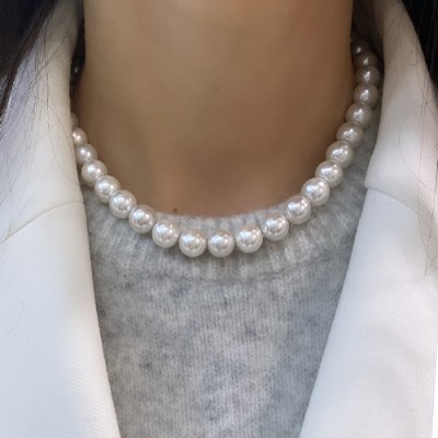 Carmen Pearl Necklace - Medium