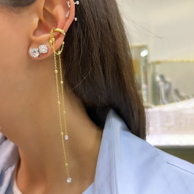 Cartilage Earring with Ball Detail