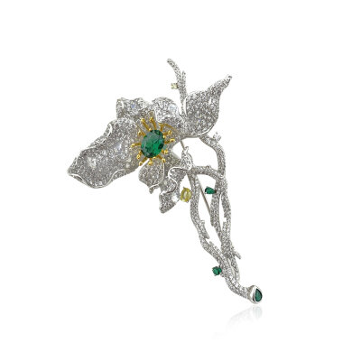 Clavel Flower Brooch - by Eda Çetin