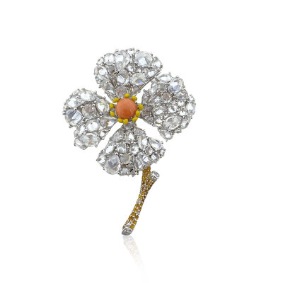 Daisy Flower Brooch - by Eda Çetin