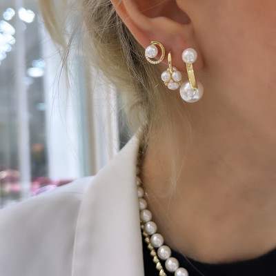 Dora Pearl Earrings - Thumbnail