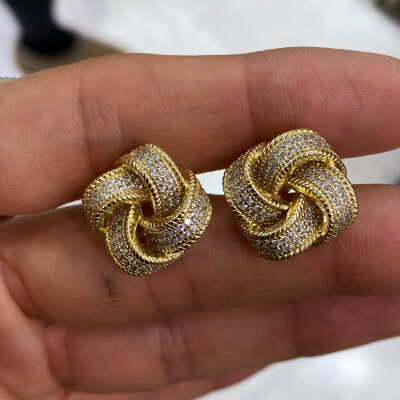 Eti Italian Earrings - by Eda Çetin