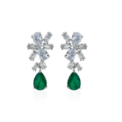 Green Mute Earrings - by Eda Çetin