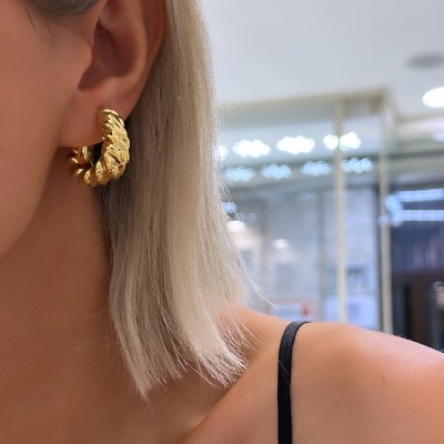 Gusto Twisted Italian Hoop Earrings - Thumbnail