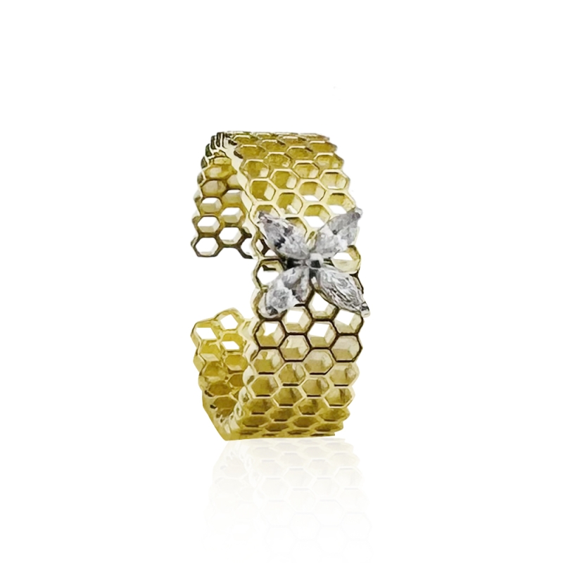 Honeycomb Marquise Medium Size Gold Ring