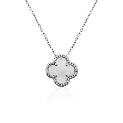 Italian Pearl Clover Necklace - Thumbnail