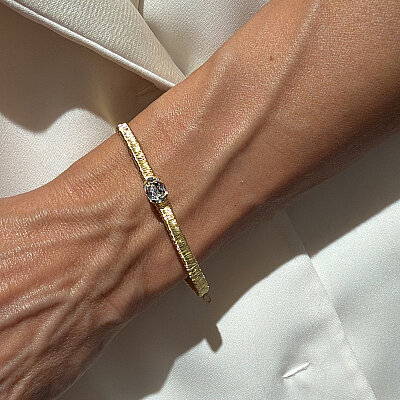 Italian Woven Wire Bracelet - Oval Stone - by Eda Çetin