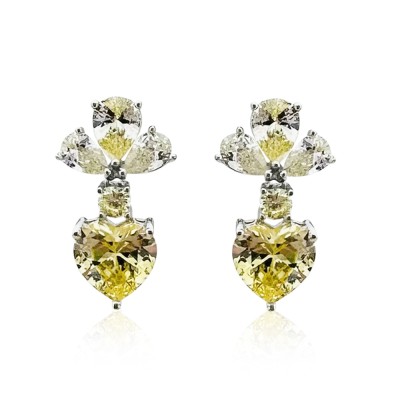 byEdaÇetin - Lucca Heart Form Stone Earrings
