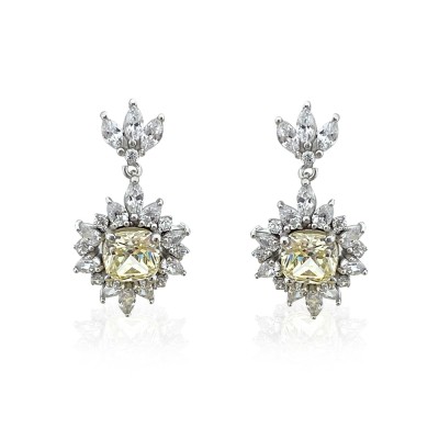 byEdaÇetin - Magnolia Crystal Earrings (1)