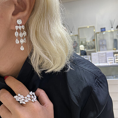 Moissanite Drop Earrings - by Eda Çetin
