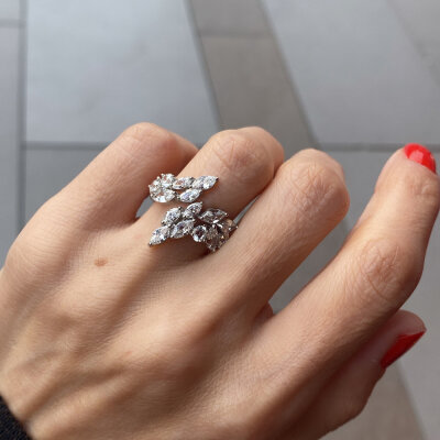 Moissanite Marquise Ring - by Eda Çetin