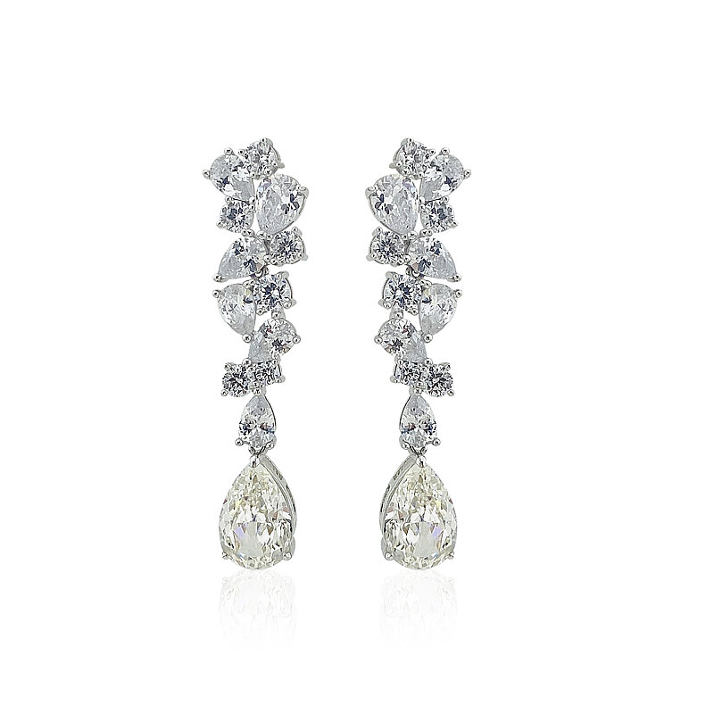 Moissanite Rute Earrings - 1