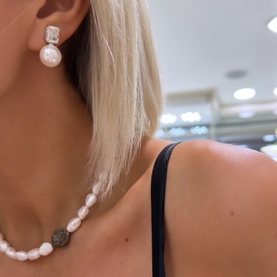 byEdaÇetin - Pearl Earrings With Moissanite Stone (1)