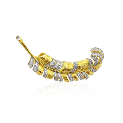 Perla Feather Brooch - by Eda Çetin