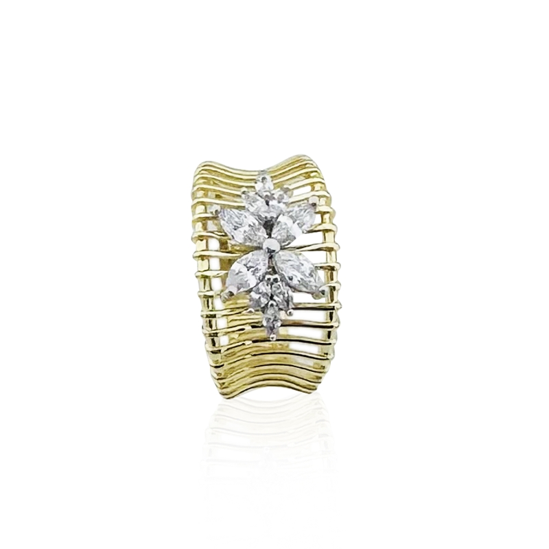 Pure Selection Marquise Ring