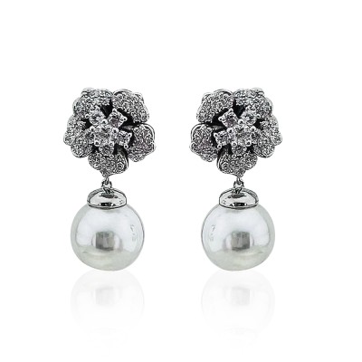 byEdaÇetin - Regina Flower Pearl Earrings