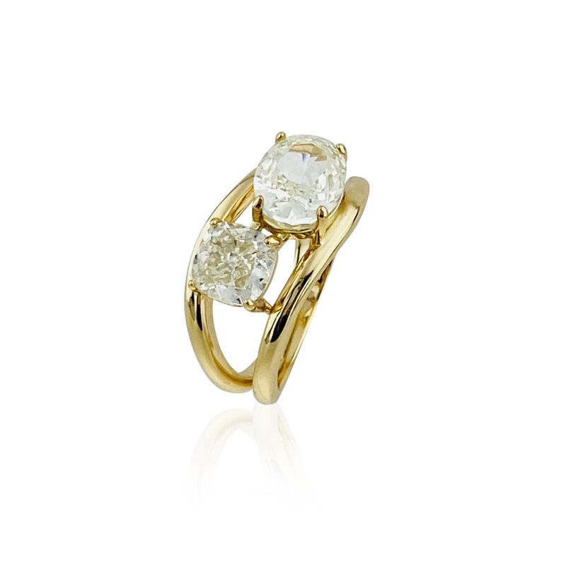 Roxi Moissanite Ring - 2