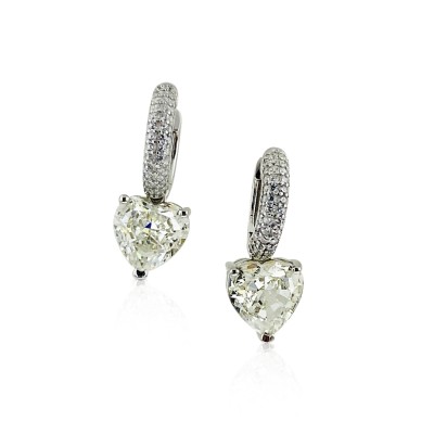 by Eda Çetin - Royal Cut Heart Earrings