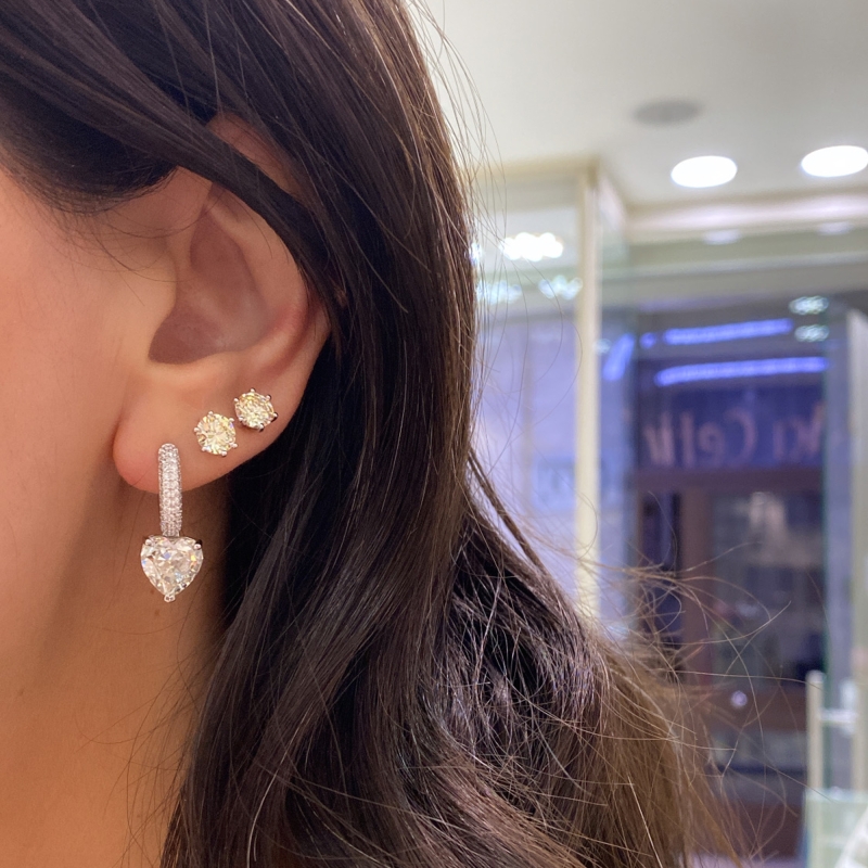 Royal Cut Heart Earrings - 2