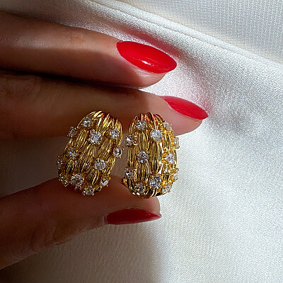 Royal Cute Drop Earrings - by Eda Çetin