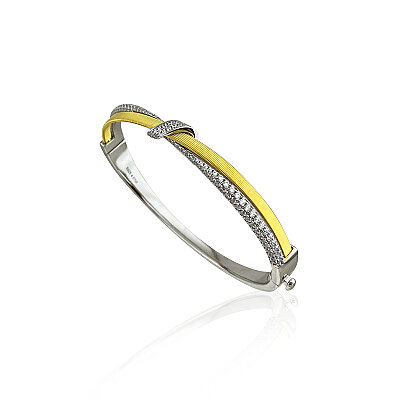 Roza Italian-Style Handcuffs - by Eda Çetin