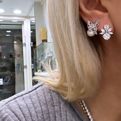 Sofa Crystal Earrings - Thumbnail