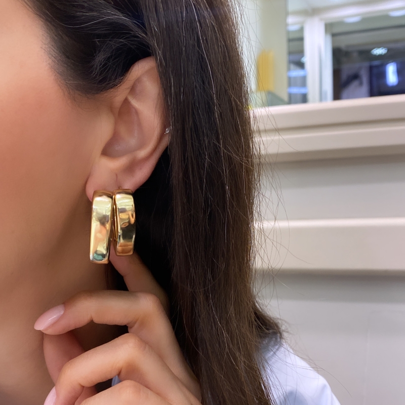 V Form Italian Earrings - 6